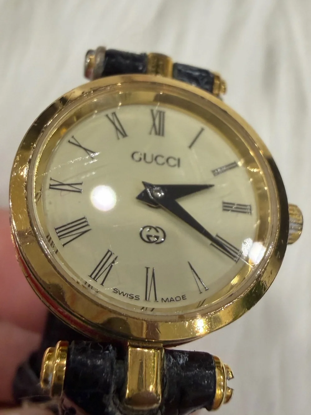 Gucci 2000L Sherry Line Gold Plated Swiss